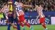atletico de madrid dio el golpe ante barcelona en la ida y psg tomo distancia en paris