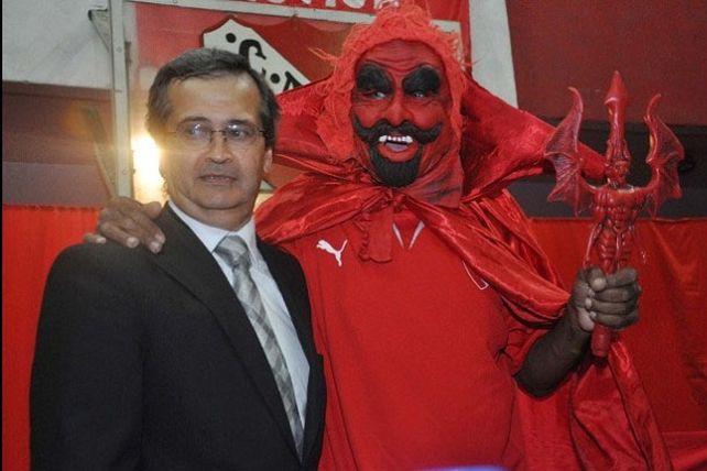 Independiente: in&eacute;dita renuncia del l&iacute;der de la barra brava