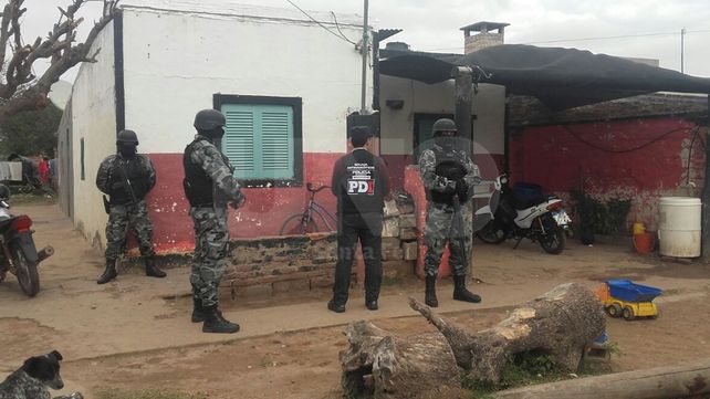 Ocho detenidos y droga secuestrada en distintos operativos antinarcóticos en la provincia