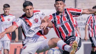 Sobre el final, Patronato perdió ante Chacarita