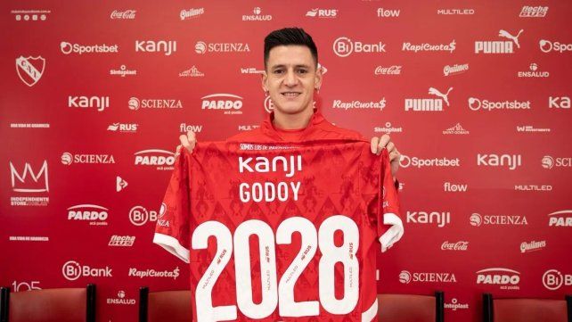 El concordiense Leonardo Godoy es nuevo refuerzo de Independiente.