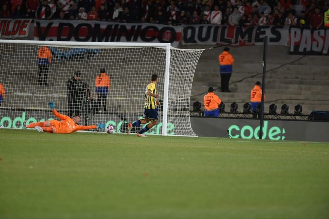 Central la guapeó hasta el final y se trajó un triunfazo de cancha de River