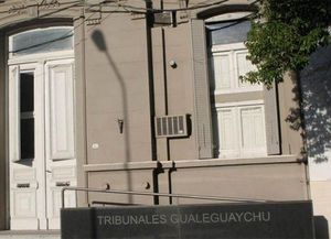 Detienen a un hombre por la muerte en un piletín de su pareja