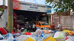 Los organizadores de la colecta ya colmaron tres galpones de acopio con las donaciones destinadas a Bahía Blanca.