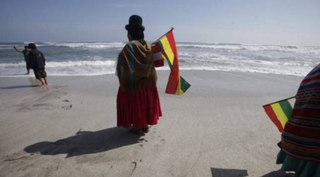 Tristeza en Bolivia y festejo en Chile tras fallo de La Haya