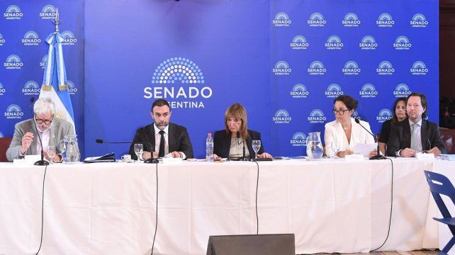 La reforma laboral de Javier Milei se tratará en el Senado el 10 de febrero.