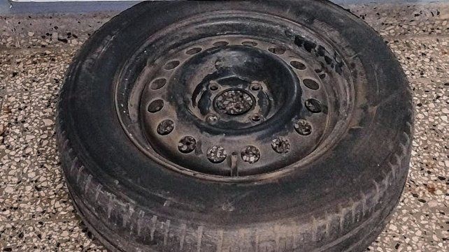 Aclararon el robo de ruedas: las sustraían en 40 segundos