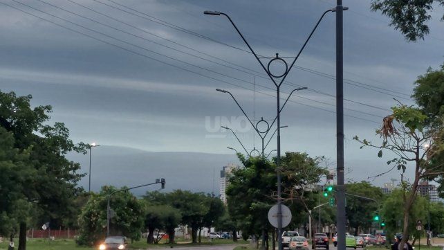 Sigue el mal tiempo: emitieron un alerta por tormentas fuertes para este domingo por la tarde en Santa Fe