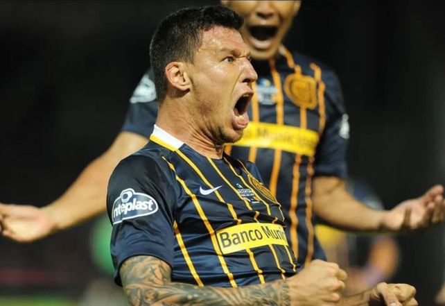 Musto dejó un muy grato recuerdo en los hinchas de Central. Jugó en los equipos de Russo, Coudet y Montero.