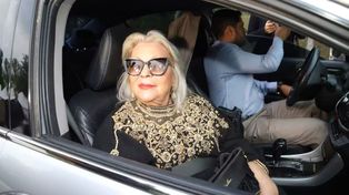 Carrió llegó este sábado al casamiento de Rodríguez Larreta con un custodio armado haciendo a la vez la función de chofer.