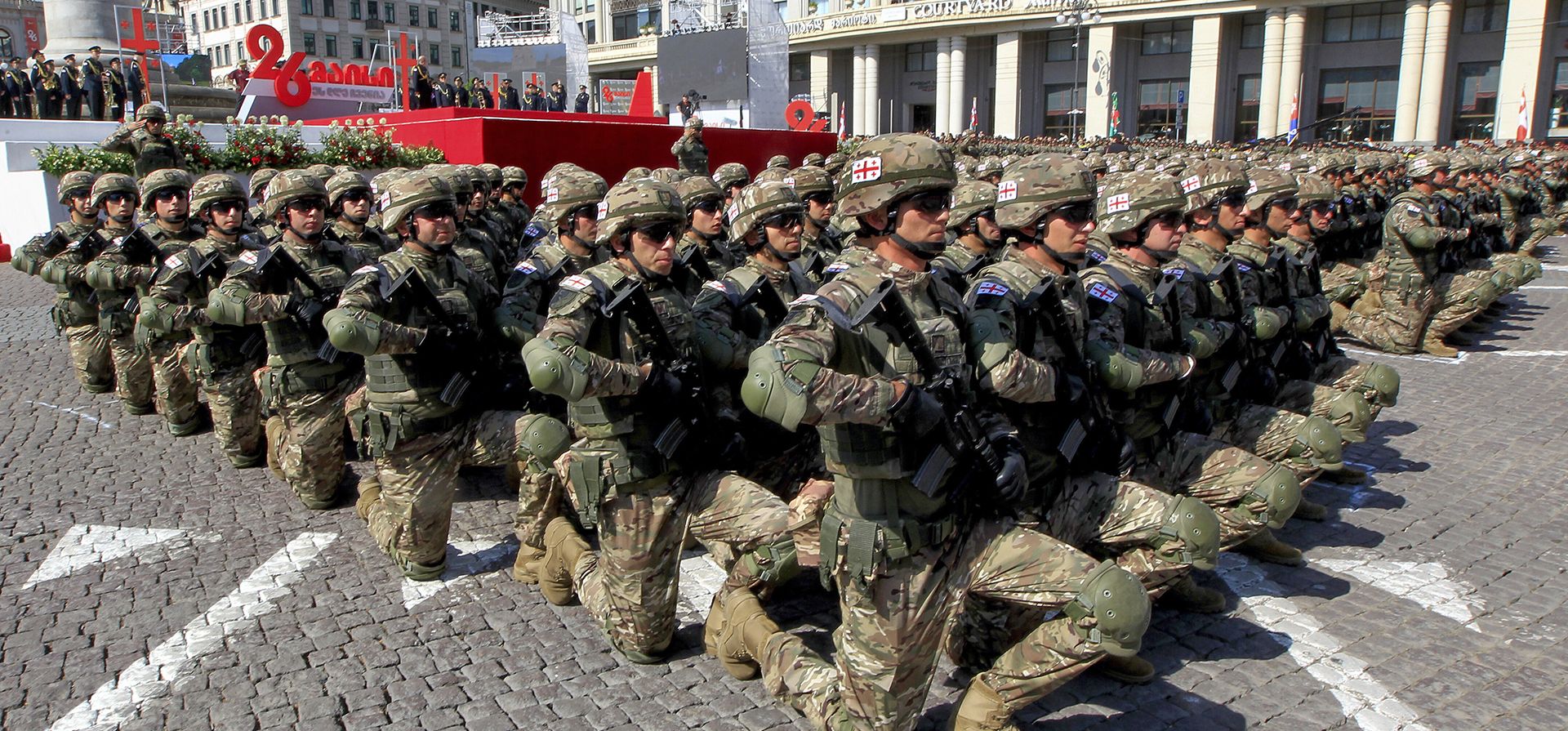 Militares georgianos prestan juramento durante la celebración del Día de la Independencia en Tiflis, Georgia, el lunes 26 de mayo de 2025. (Foto AP/Shakh Aivazov) Militares georgianos prestan juramento durante la celebración del Día de la Independencia en Tiflis, Georgia, el lunes 26 de mayo de 2025. (Foto AP/Shakh Aivazov)