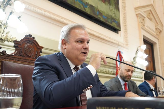 La llave del consenso le permitió al socialista seguir comandando Diputadas y Diputados.