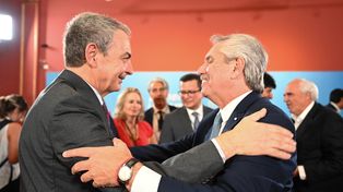 El presidente Alberto Fernández con el ex mandatario español José Luis Rodríguez Zapatero.