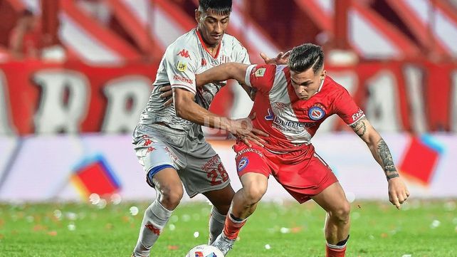 El minuto a minuto del duelo entre Argentinos y Unión