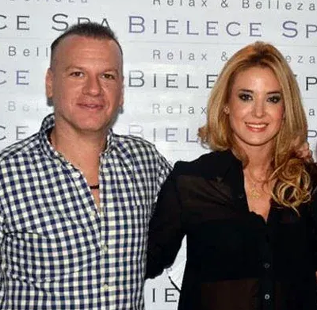 El manager de modelos Leandro Rud y J&eacute;sica Cirio.