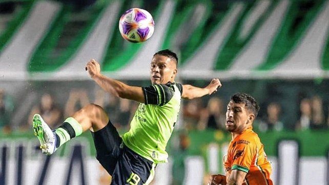 Banfield y Barracas Central empataron sin goles.