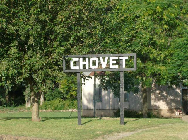 Chovet pide refuerzos a la policía para atrapar a La Llorona que genera pánico en el pueblo