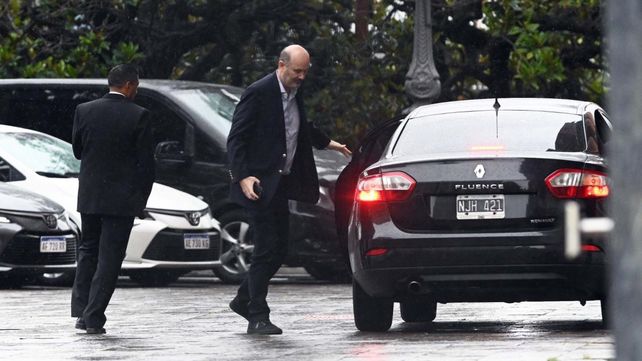 Sturzenegger, asesor de Milei, dio más indicios del paquete de iniciativas que en breve llegará al Parlamento.