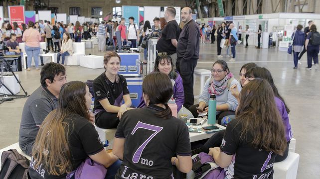 Abrió la Expocarreras en la Estación Belgrano: qué estudiar en Santa Fe