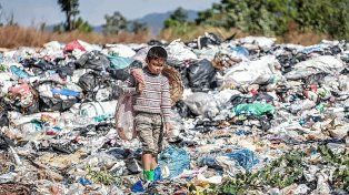 La pobreza infantil cayó al 42,3% en Argentina durante el segundo semestre de 2025, según un informe de Unicef