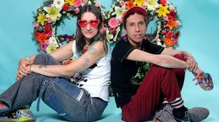 Aterciopelados lanza Claroscura, primer álbum en diez años