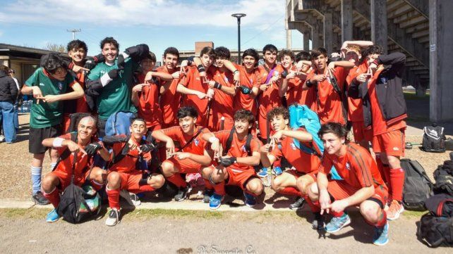Ascenso y título para los varones de la Federación Entrerriana de Hockey.