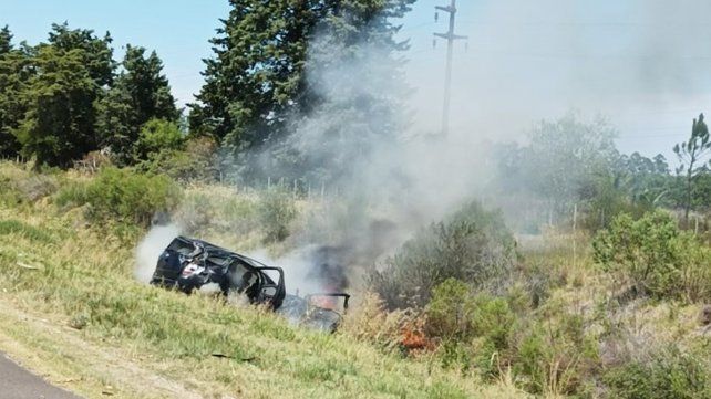Murió una mujer que protagonizó un vuelco en la autovía 14