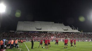 La nueva tribuna del Coloso está avanzada.