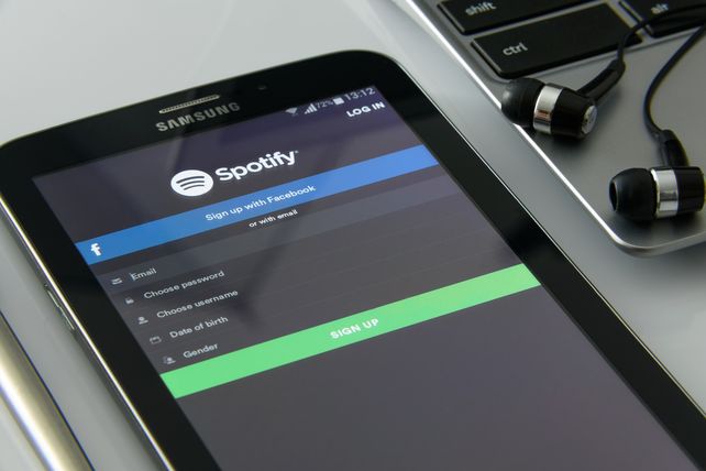 Novedades en Spotify: se vienen los audiolibros y las stories