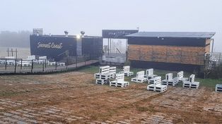 Robaron distintos elementos de cocina y electrónica de un parador de la costanera
