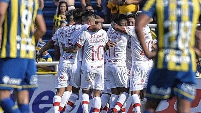 Huracán debe ganarle a Rosario Central para conservar chances de acceder a cuartos de final.