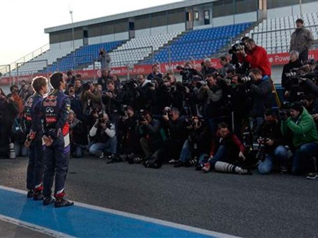 Red Bull presentó el RB10 con motor Renault
