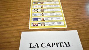 Exhibieron la boleta única para las elecciones generales a concejales en Santa Fe