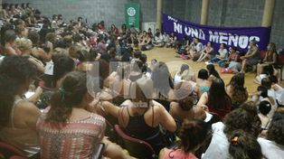 Femicidios, Monzón y feminización de la pobreza: ejes del debate en la asamblea hacia el 8M