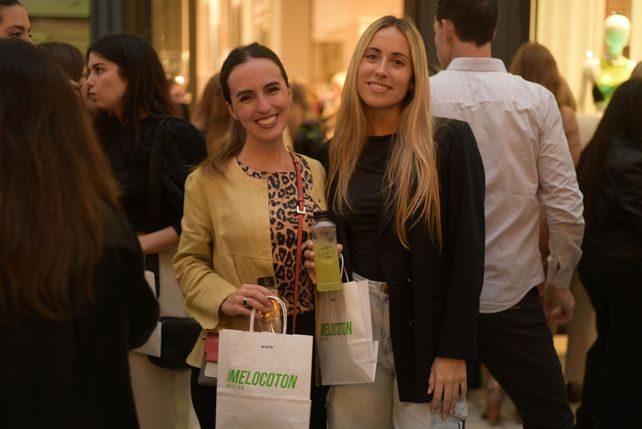 Camila Sanchez Caprile y Maria Martinez Levrand