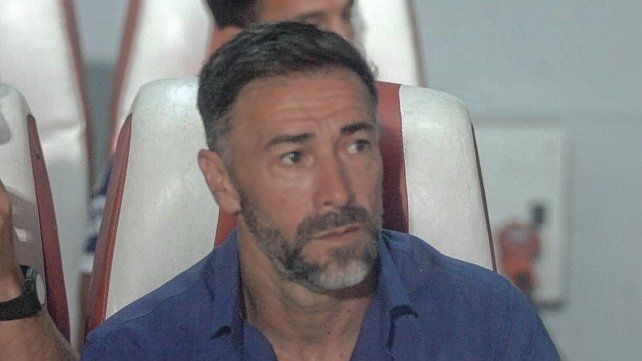 El hincha de Unión y varias preguntas que el Kily parece no poder responder.