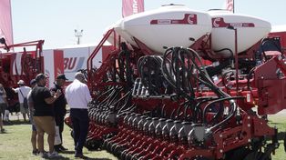 Los fabricantes de maquinaria agrícola levantaron la guardia por el decreto nacional.