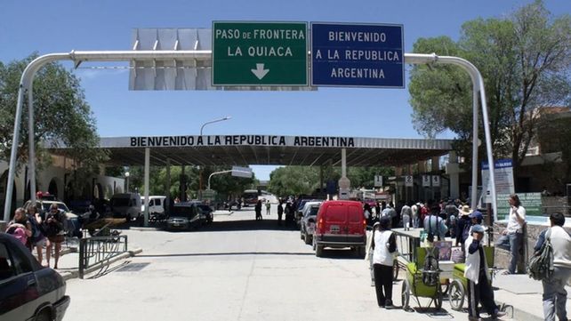 El gobierno autorizó la apertura gradual de frontera por la merma de contagios y el avance de la campaña de vacunación.