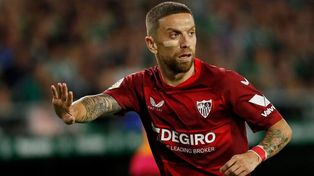 Papu Gómez, de 35 años,&nbsp; llegó a un acuerdo con el club español y cerró su etapa como jugador en la entidad.