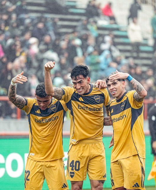 El fetejo de los jugadores de Boca en La Feliz.