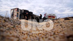 Volcó en la Autopista Santa Fe - Rosario más de 30 mil kilos de soja