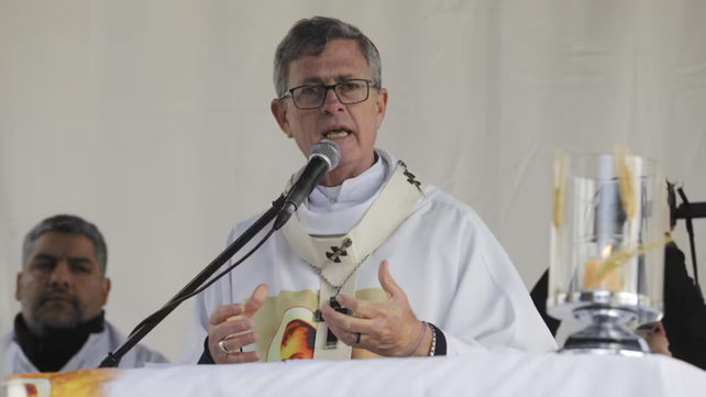 Jorge García Cuerva durante la conmemoración de San Cayetano en la basílica de Liniers.