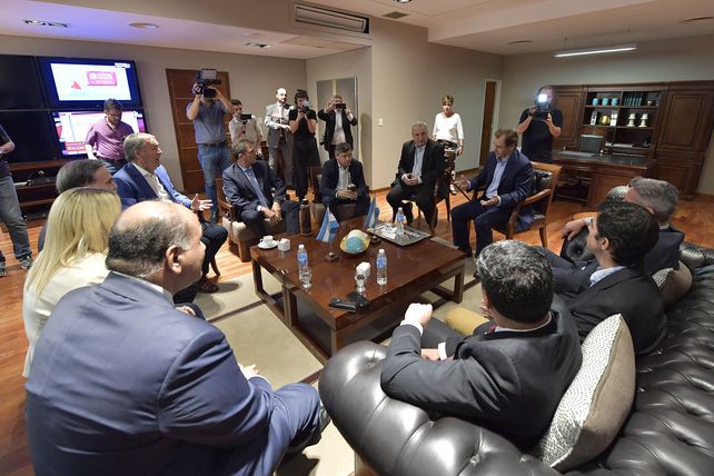 Ocho gobernadores peronistas buscan construir una alternativa electoral en 2019