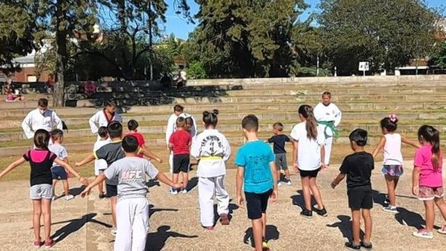 Se lanzó un taller gratuito de taekwondo en Santo Tomé