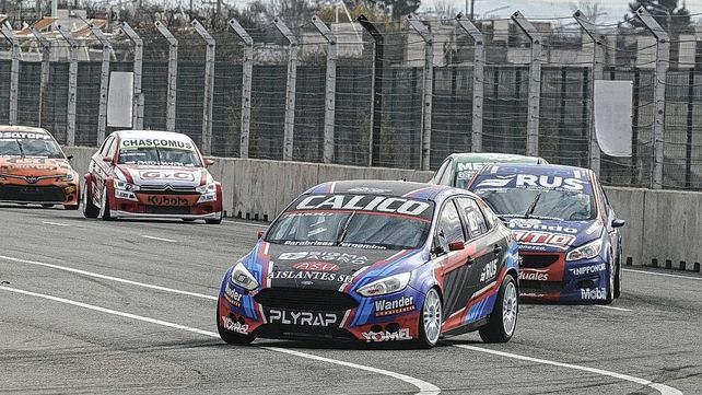 El rionegrino Antonino García se impuso en la final de la Clase 3 del Turismo Nacional en La Pedrera.