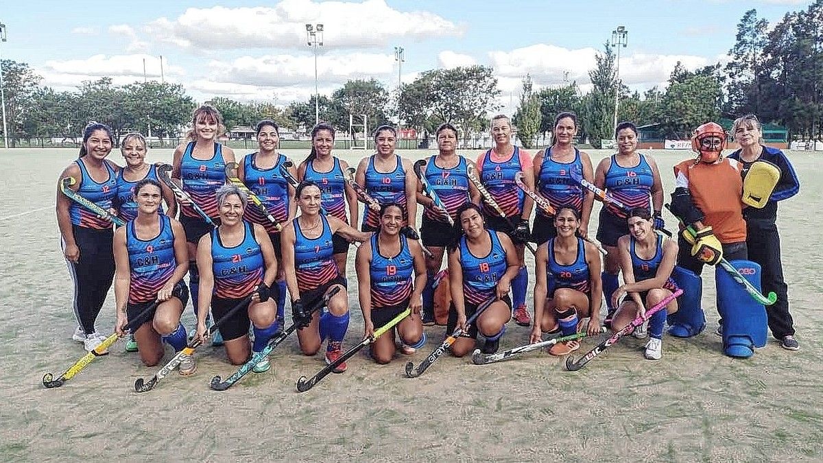 Club Capibá Mamis Hockey tournament Overcoming Financial Barriers