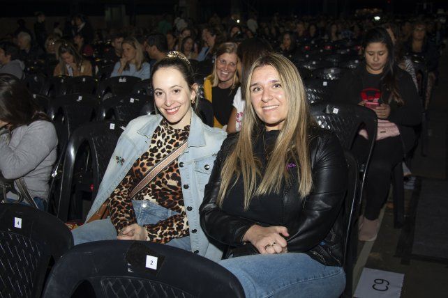 Micaela Nicolosi y Romina Tapia.