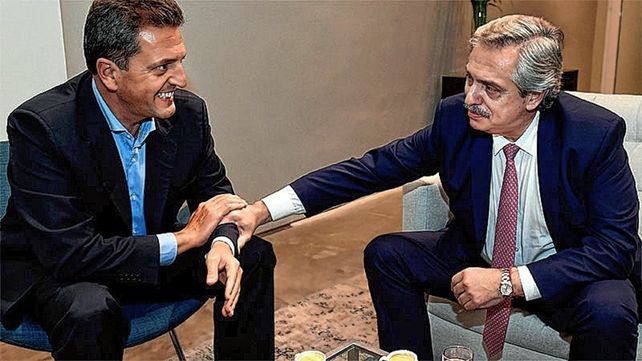Alberto Fernández se encuentra en Olivos con sus colaboradores; Massa se suma a las reuniones