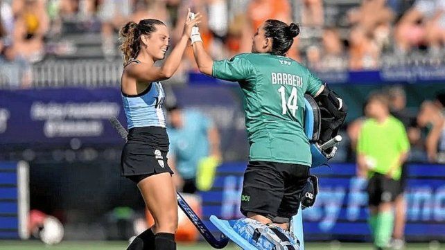 Las Leonas siguen a pie firme en el torneo.