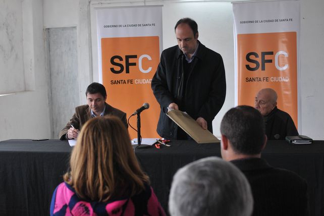 Programa de reconstrucción: ocho ofertas para reparar los pavimentos de hormigón Programa de reconstrucción: ocho ofertas para reparar los pavimentos de hormigón